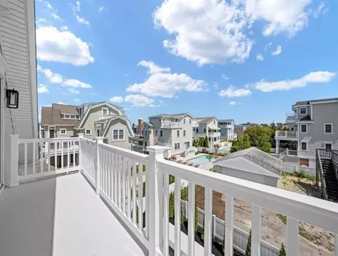 Exterior - 5765 Ocean Dr, Avalon, NJ 08202 photo 3 of 7