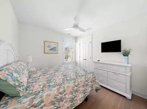 Bedroom - 5765 Ocean Dr, Avalon, NJ 08202 photo 2 of 4