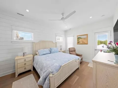 Bedroom - 5765 Ocean Dr, Avalon, NJ 08202 photo 3 of 4