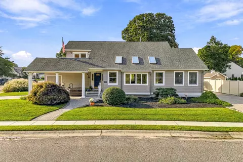 415 Portsmouth Rd, West Cape May, NJ 08204