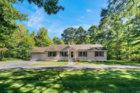9 New River Rd, Cape May Court House, NJ 08210