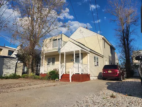 623 W Spruce Ave, North Wildwood, NJ 08260