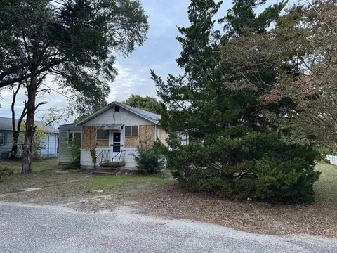 35 Carolina Ave, Villas, NJ 08251
