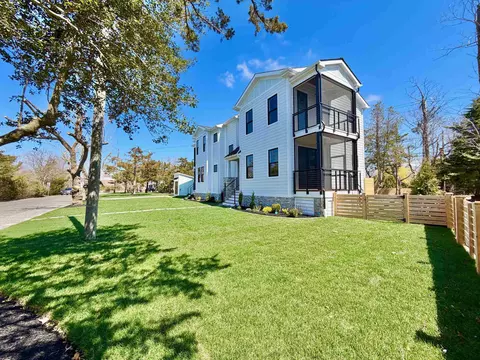 605 E Lake Dr, Cape May Point, NJ 08212
