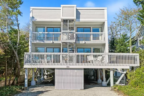 304 Whilldin Ave, Cape May Point, NJ 08212