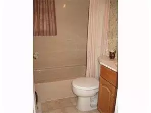 400 Chestnut St, Middlesex, NJ 08846 photo 7
