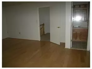 9 Hickory Ct, Middlesex, NJ 08846 photo 7