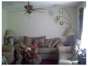 74 Ashley Rd, Edison, NJ 08817 photo 3