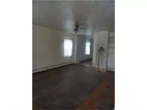 33 John St, Helmetta, NJ 08828 photo 2
