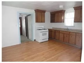33 John St, Helmetta, NJ 08828 photo 3
