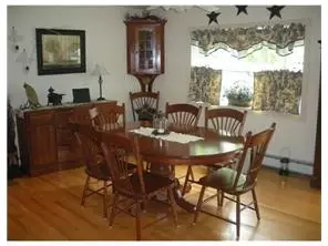 33 Brookside Ter, Clark, NJ 07066 photo 6