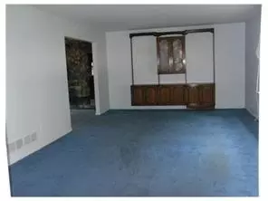 9 Bodnarik Rd, Edison, NJ 08837 photo 2