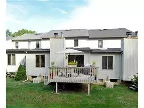 135 Redpine Loop, Old Bridge, NJ 08857 photo 9