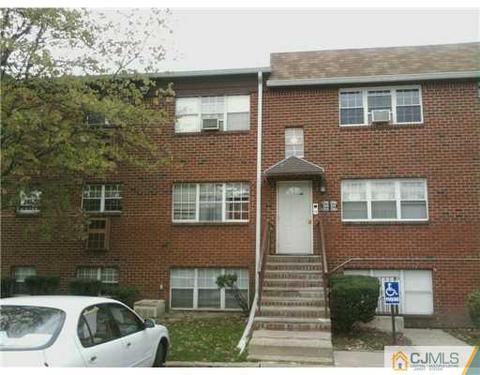 314 College Dr, Edison, NJ 08817 photo 1