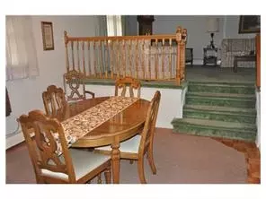 109 E Calvert Ave, Edison, NJ 08820 photo 3