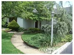47 Walker Ave, Edison, NJ 08820 photo 3