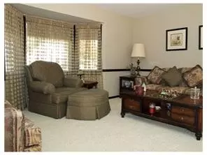 21 Phillips Rd, Edison, NJ 08817 photo 2