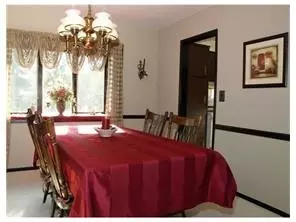 21 Phillips Rd, Edison, NJ 08817 photo 3