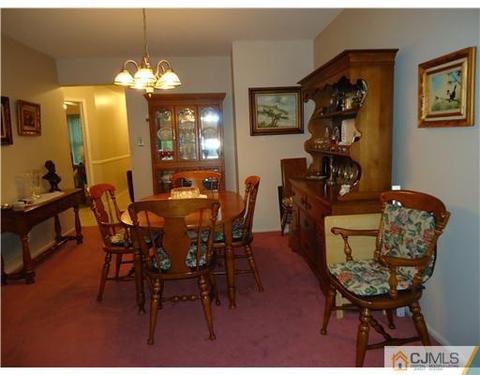 88 Pheasant, Edison, NJ 08820 photo 4