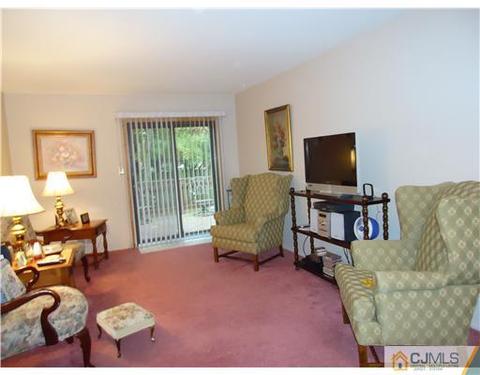 88 Pheasant, Edison, NJ 08820 photo 3