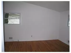 26 Frederick Pl, Old Bridge, NJ 08857 photo 8