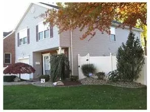 24 S Robert St, NJ 07077 photo 1