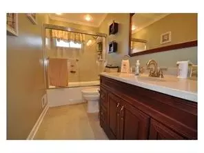 7 Appleton Ter, Old Bridge, NJ 08857 photo 7