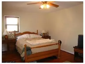 320 Vesper Ave, Middlesex, NJ 08846 photo 11