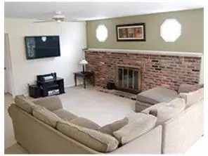 661 Cornwallis Dr, NJ 08054 photo 2