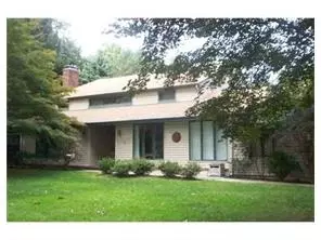 2 Longview Rd, Edison, NJ 08820 photo 1