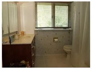 2 Longview Rd, Edison, NJ 08820 photo 20