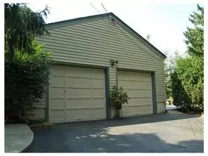 2 Longview Rd, Edison, NJ 08820 photo 22