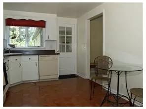 2 Longview Rd, Edison, NJ 08820 photo 9