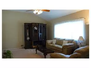 27 Ely Pl, Edison, NJ 08817 photo 2