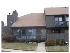 324 Westgate Dr, Edison, NJ 08820 photo 1