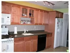 324 Westgate Dr, Edison, NJ 08820 photo 7