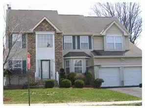 142 Tived Ln, Edison, NJ 08837 photo 2