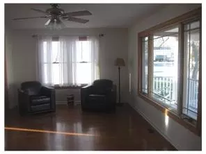 8 Meadow Rd, Edison, NJ 08817 photo 2