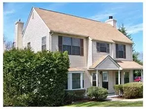 1101 Maplecrest Rd, Edison, NJ 08820 photo 2