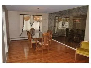 30 Warwick Rd, Edison, NJ 08820 photo 8