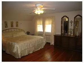 240 B St, Middlesex, NJ 08846 photo 15