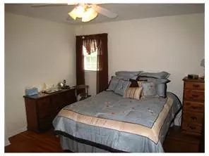 240 B St, Middlesex, NJ 08846 photo 12