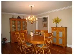 240 B St, Middlesex, NJ 08846 photo 4
