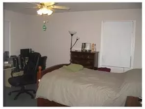 33 Hull Dr, Edison, NJ 08817 photo 9