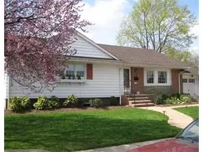 14 Adelphi Ct, Edison, NJ 08837 photo 1