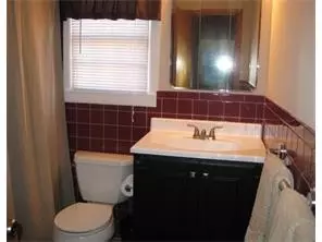 14 Adelphi Ct, Edison, NJ 08837 photo 20