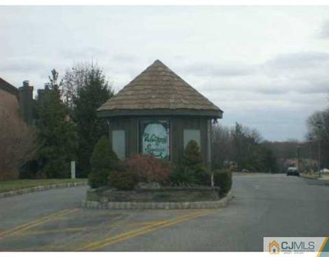 336 Westgate Dr, Edison, NJ 08820 photo 1