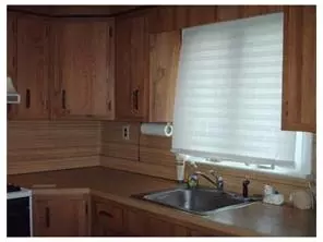 13 Albert Dr, NJ 08859 photo 4