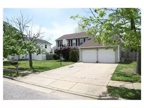 3 Daphne Ct, Edison, NJ 08820 photo 1