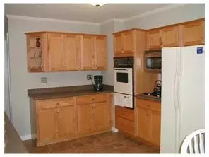 131 Seventh St, Middlesex, NJ 08846 photo 4